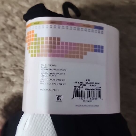 Joyspun Women's Lace and Opaque Tights, 2-Pack, Sizes XXL - Picture 6 of 8